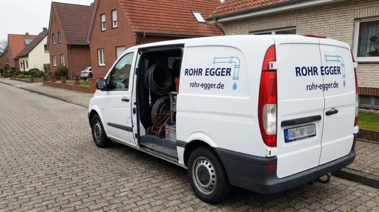 Servicefahrzeug von Rohr Egger für Rohrreinigung und Abflussreinigung